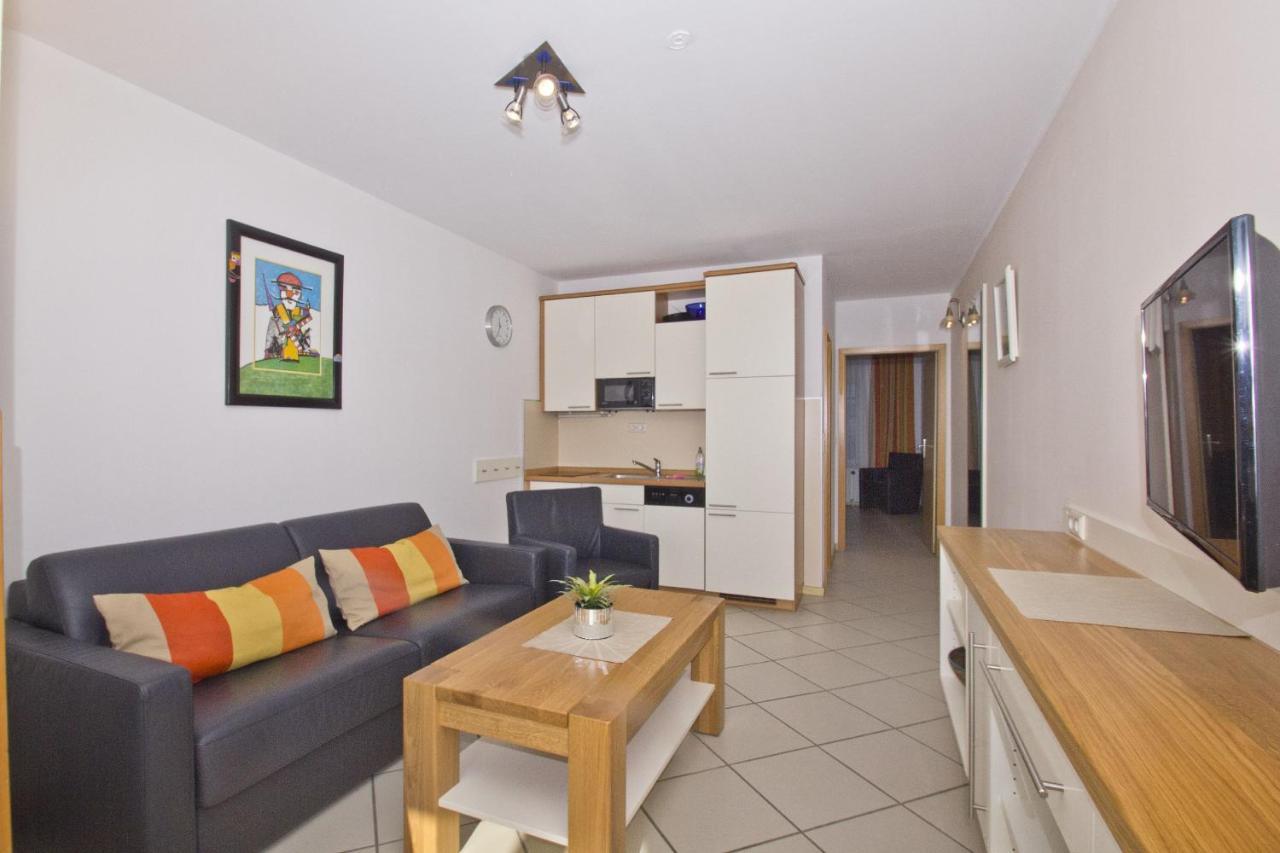 Fewo Mit Meerblick, Gratis Nutzung Vom Ahoi Erlebnisbad Und Sauna In Sellin - Haus Blick Zur See Fewo 06 เกอเรน ภายนอก รูปภาพ